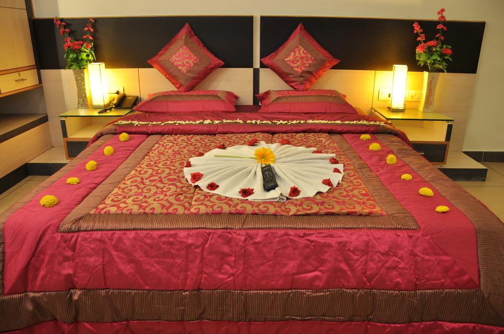 Hotel Sun Park Puducherry Kamer foto