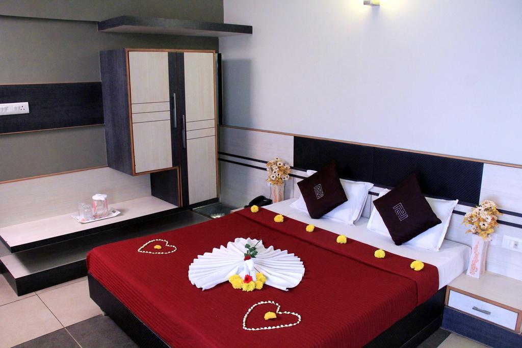 Hotel Sun Park Puducherry Kamer foto