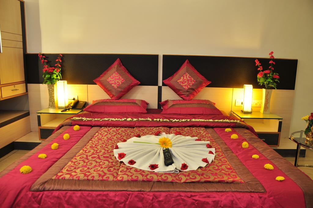 Hotel Sun Park Puducherry Kamer foto