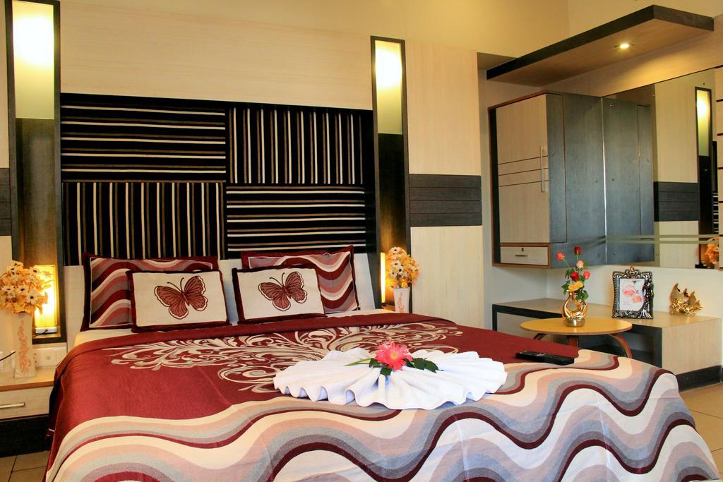 Hotel Sun Park Puducherry Kamer foto