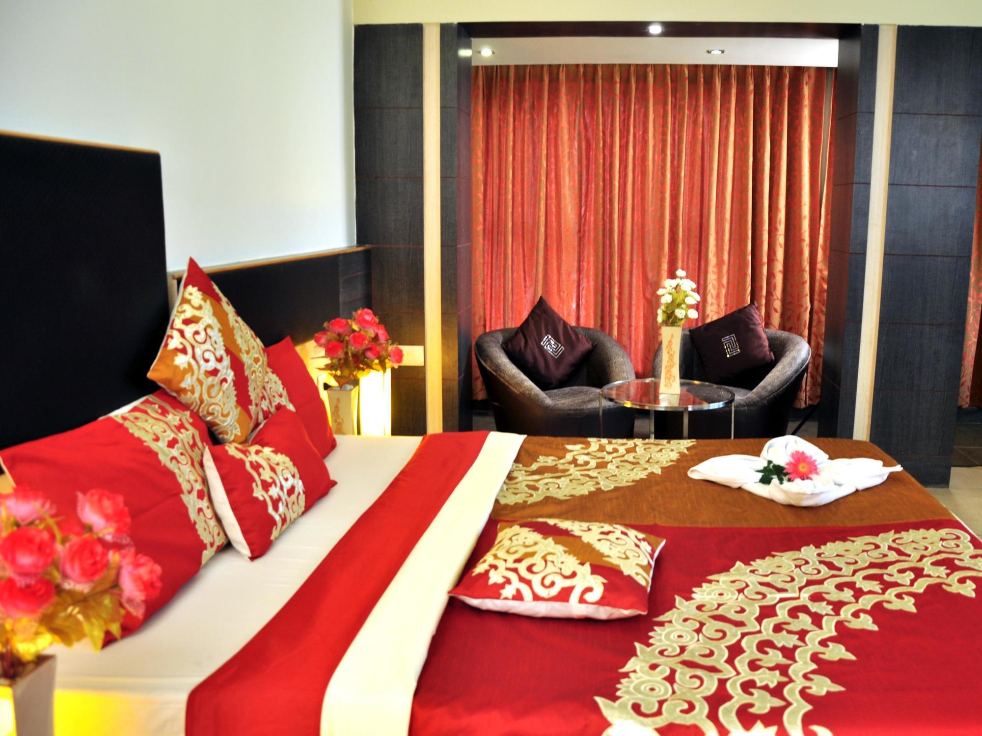Hotel Sun Park Puducherry Buitenkant foto