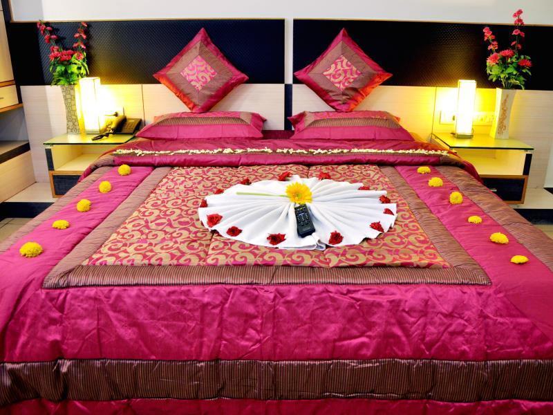 Hotel Sun Park Puducherry Buitenkant foto