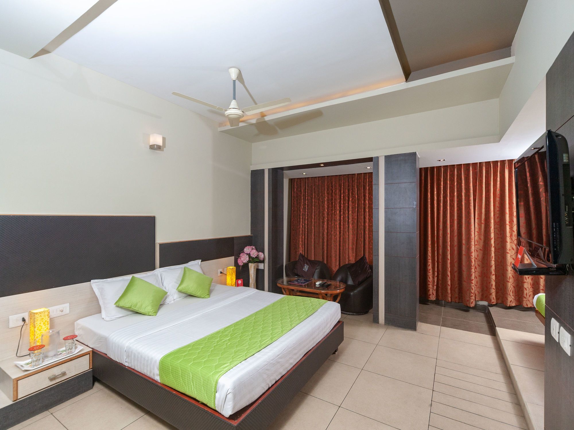 Hotel Sun Park Puducherry Buitenkant foto