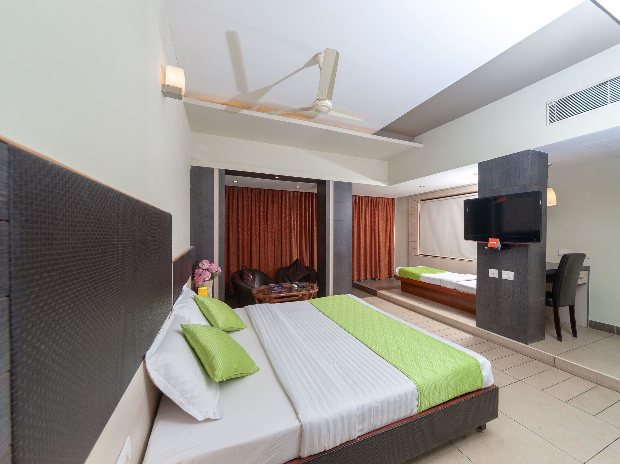 Hotel Sun Park Puducherry Buitenkant foto