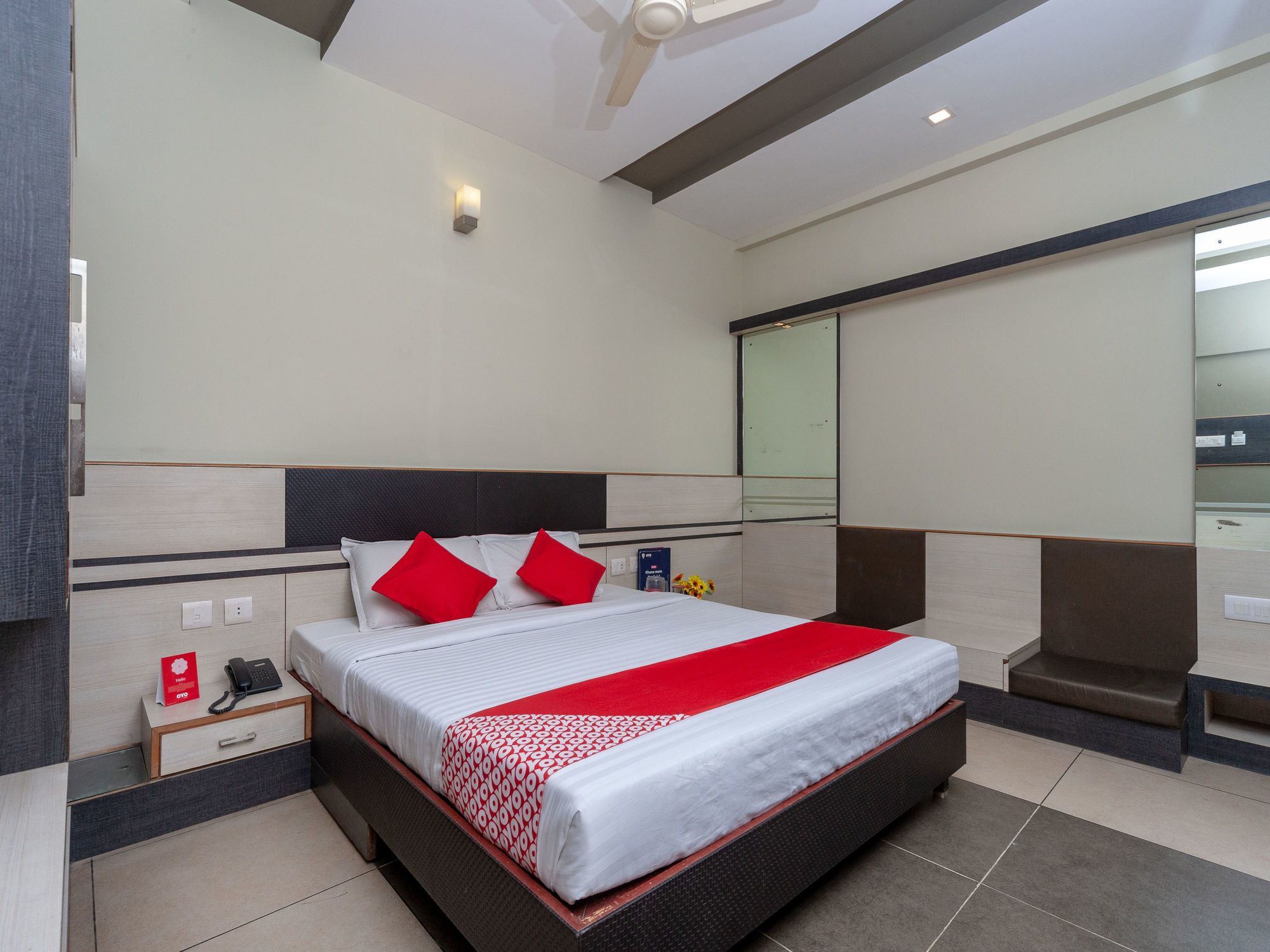 Hotel Sun Park Puducherry Buitenkant foto